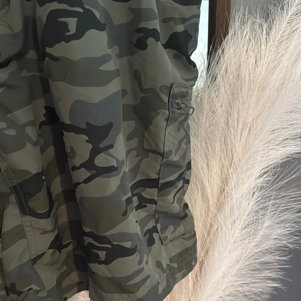 Green Cargo Shorts with Modern Camouflage Pattern
